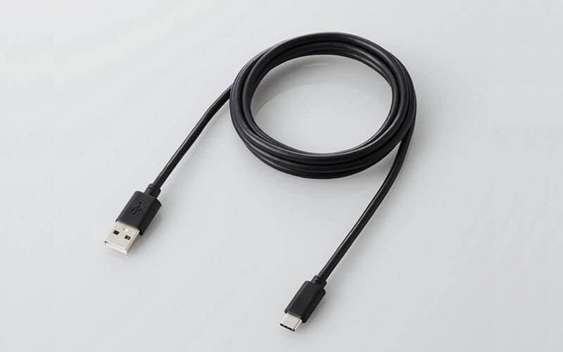 有線接続や充電に使えるUSBケーブルが付属 (USB-A to USB Type-C(USB-C))