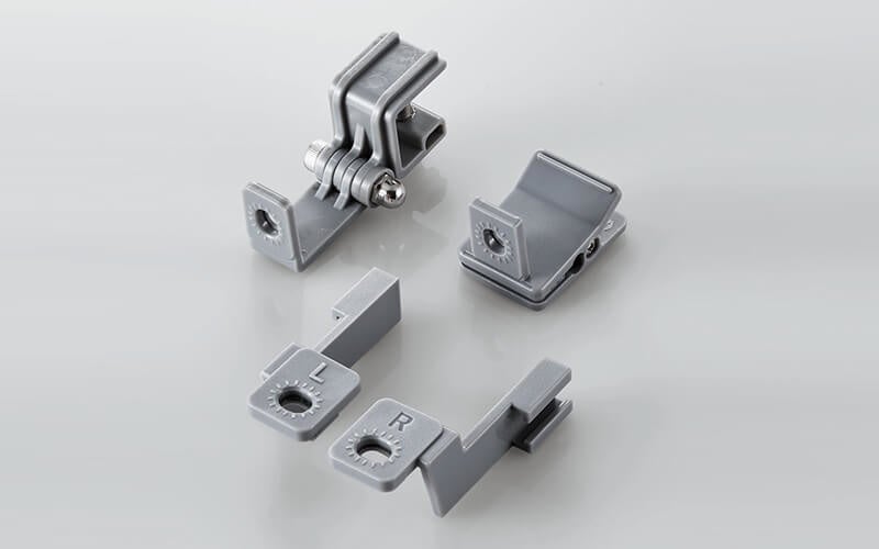 各種マウントパーツが付属