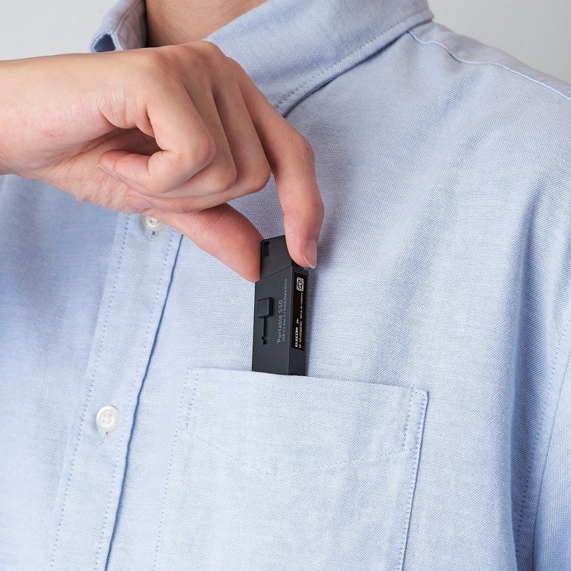 ポケットなどにも、すっきり収まる