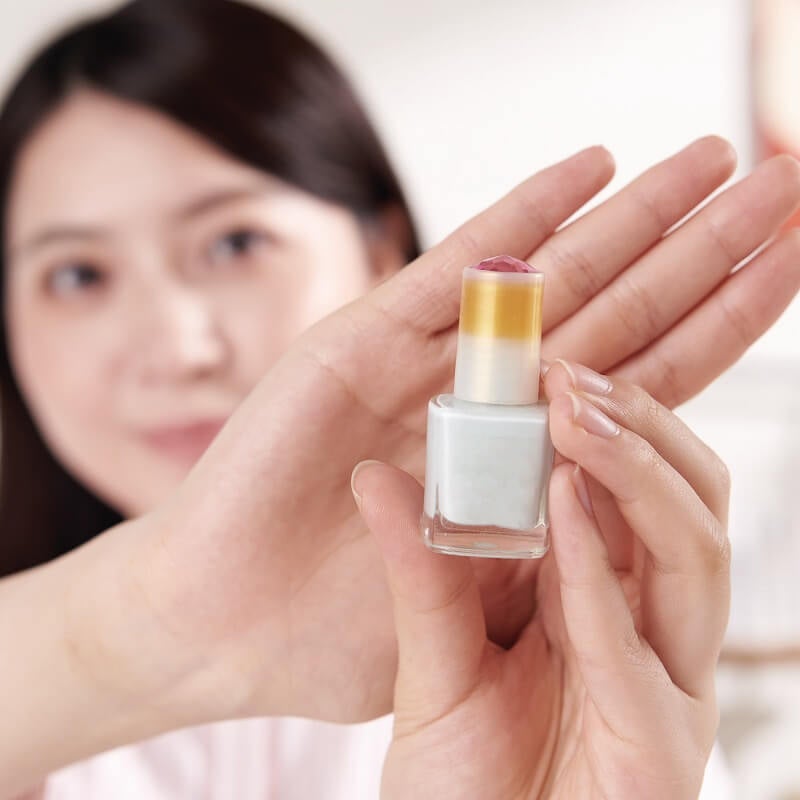 8cmまでの接写撮影が可能