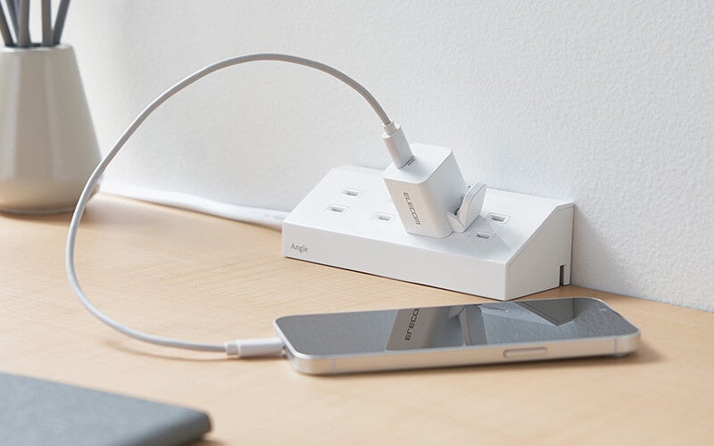 スマートフォン充電時