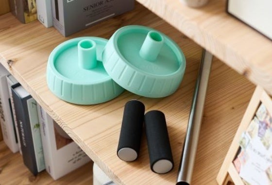 分解してコンパクトに収納可能