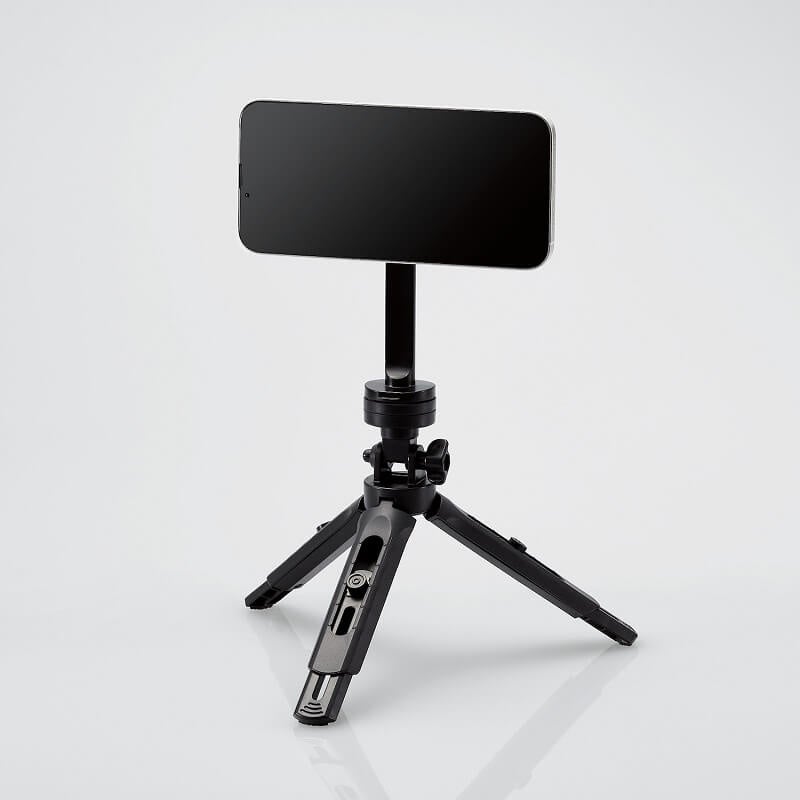 マグネットで簡単に装着可能