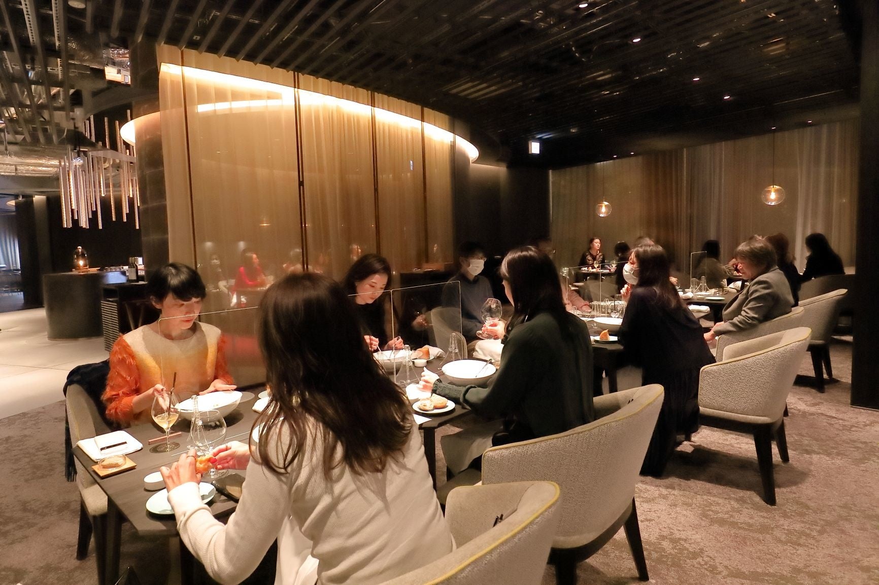 TOKi(レストラン&バー)店内