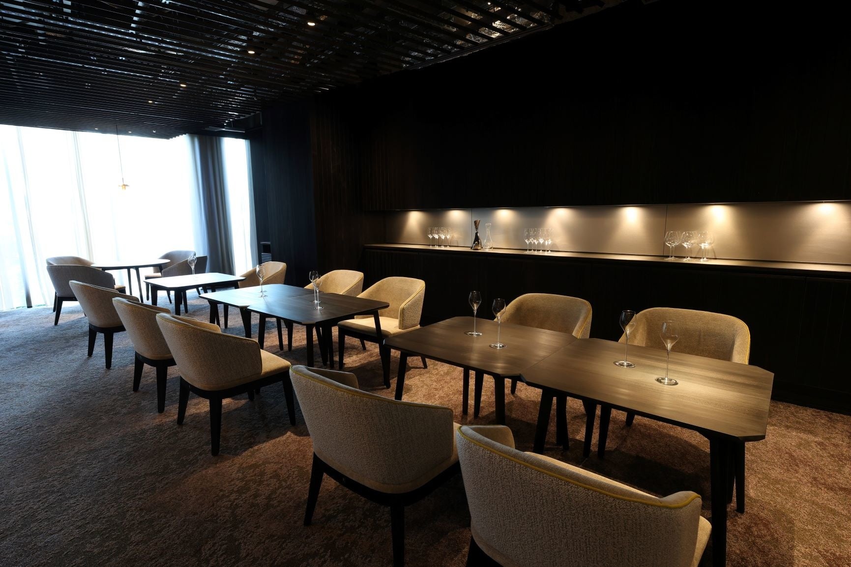 TOKi（レストラン＆バル）店内