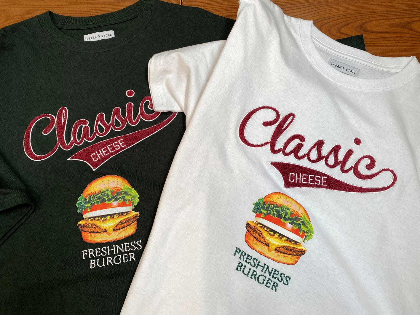Freak S Store Freshness Burger アメリカンスタイルを追求する異業種コラボが実現 フレッシュネスのハンバーガーのイラストや メニューリストがtシャツデザインに 株式会社フレッシュネスのプレスリリース Freak S Store Freshness Burger アメリカンスタイルを追求する異業種コラボが実現 フレッシュネスのハンバーガーのイラストや メニューリストがtシャツデザインに 株式会社フレッシュネスのプレスリリース