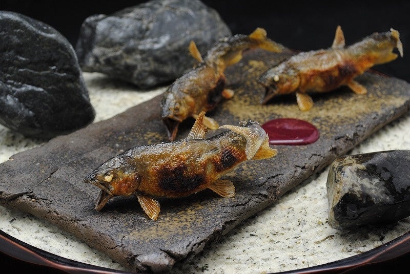 ▲天然鮎の炭火焼