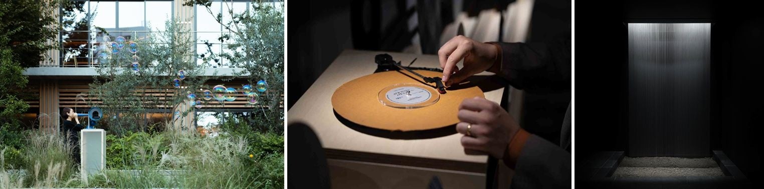 （左）《ウィンド・ウィスパラー》© Mina Asaba、（中央）《ファブリック・レコード》© Mina Asaba、（右）《光をそそぐ》© Mina Asaba