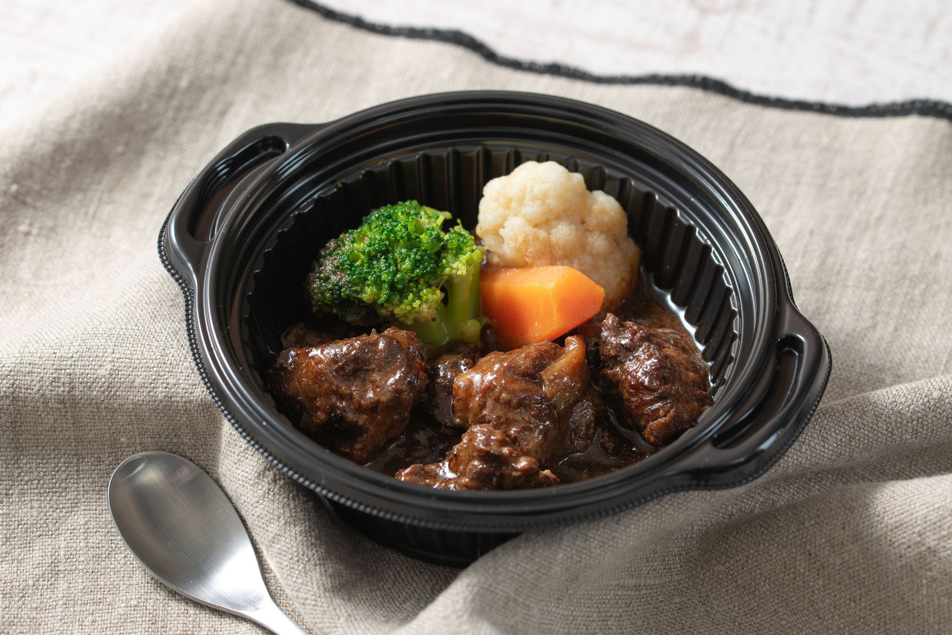 ビルボードライブ東京が手掛けるMIDPARK DINERが登場!屋外で絶品メニューを堪能 ビルボードライブ東京が手掛けるMIDPARK DINERが登場!屋外で絶品メニューを堪能