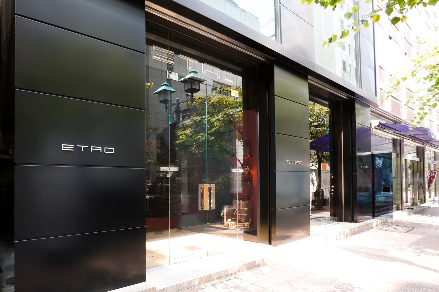 エトロ】NYLON JAPAN×GORDONが贈るエトロの巻き物の新しい景色 ー 期間