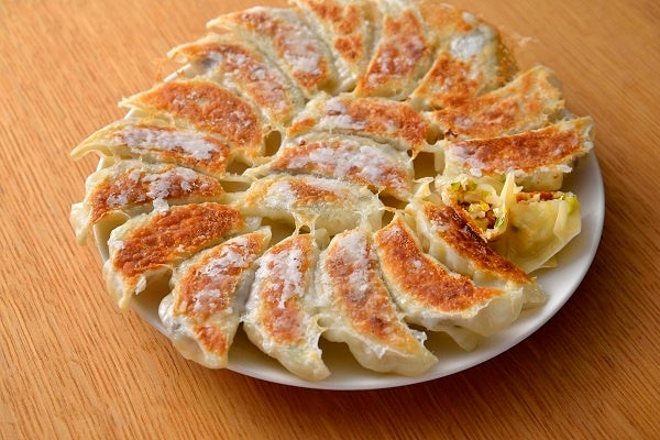 塩とオリーブとピーカン餃子