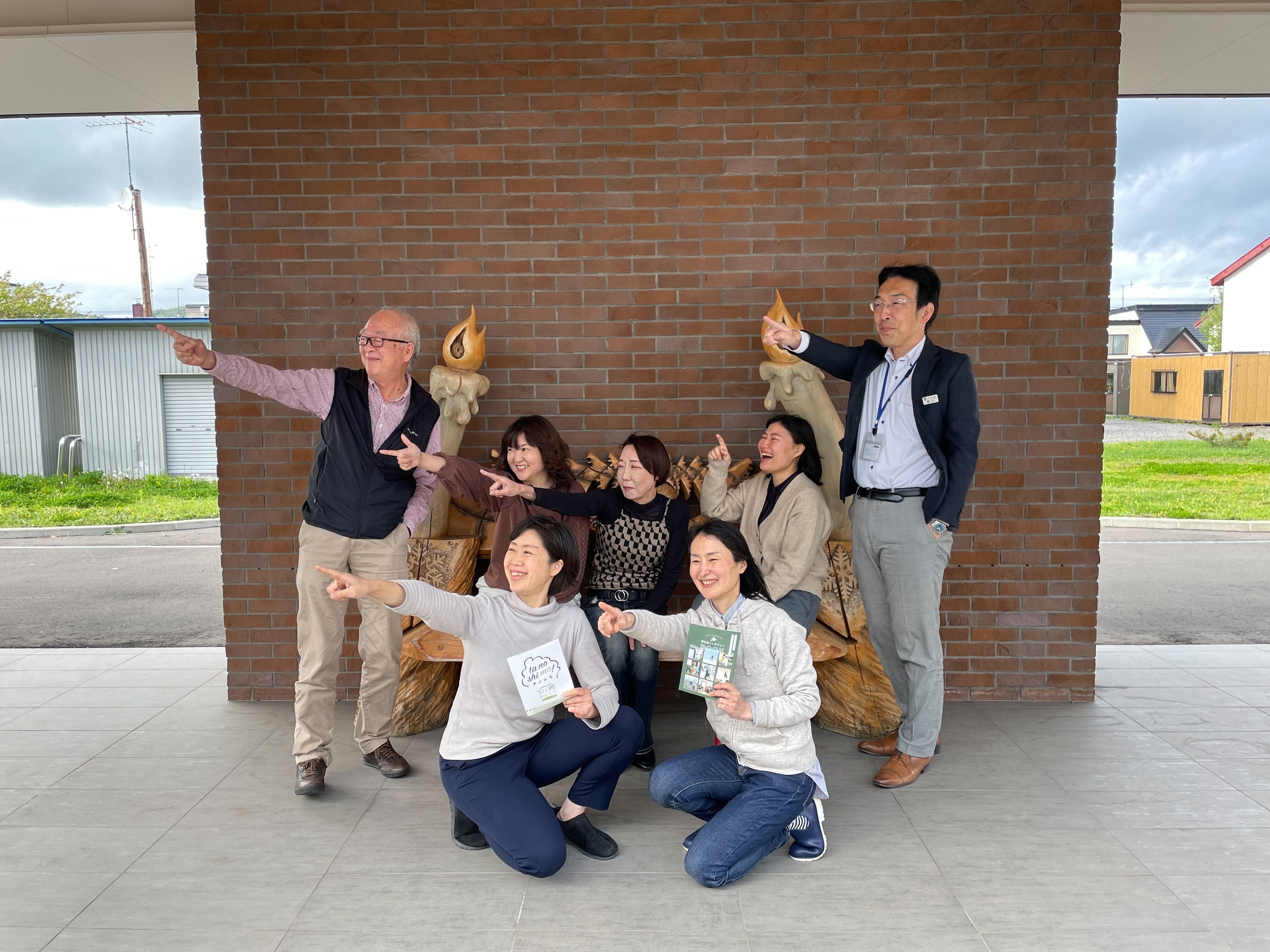 シモカワベアーズ事務局が所属するタウンプロモーション推進部。さまざまな分野から支援します