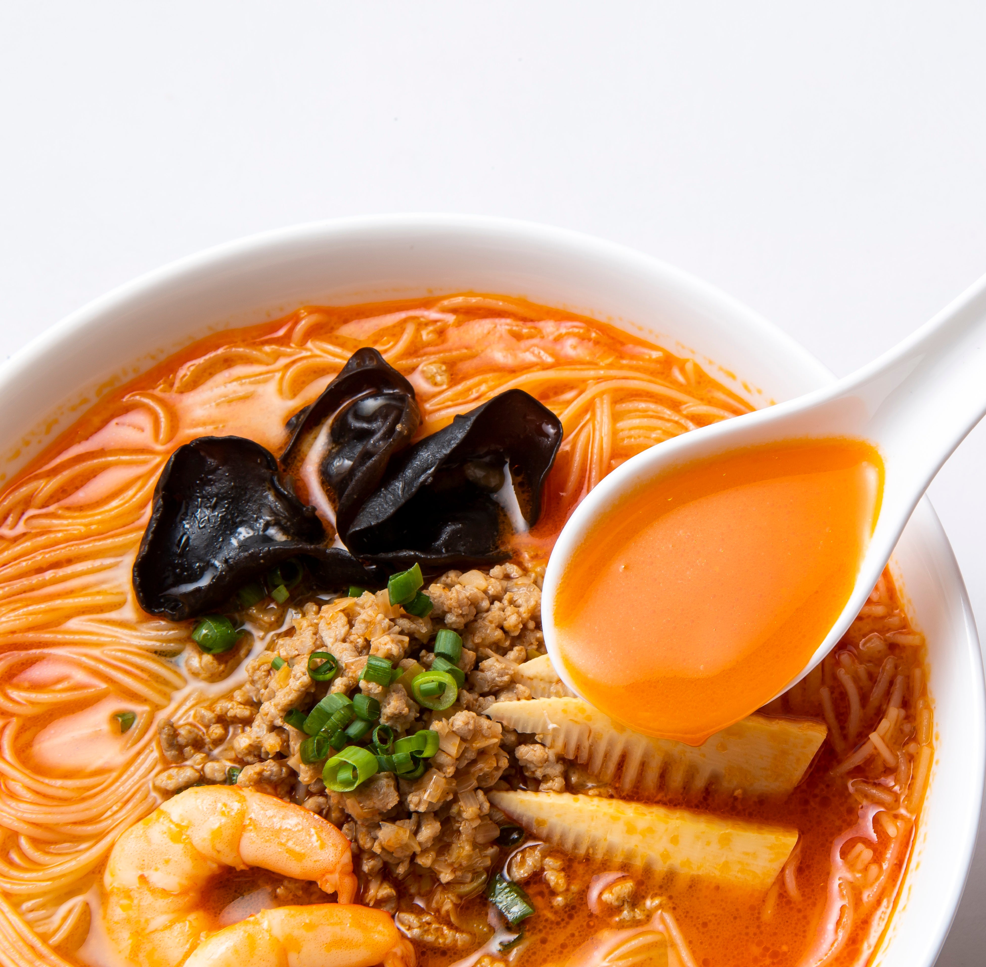 （ケンミン食品）健民ダイニング監修「ピリ辛汁ビーフン」調理例②