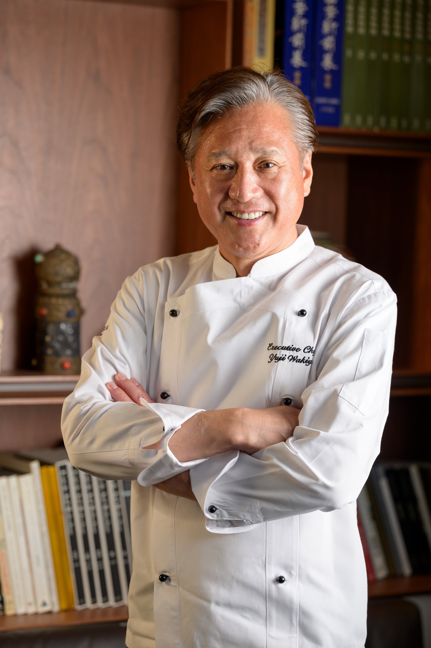 脇屋友詞シェフ