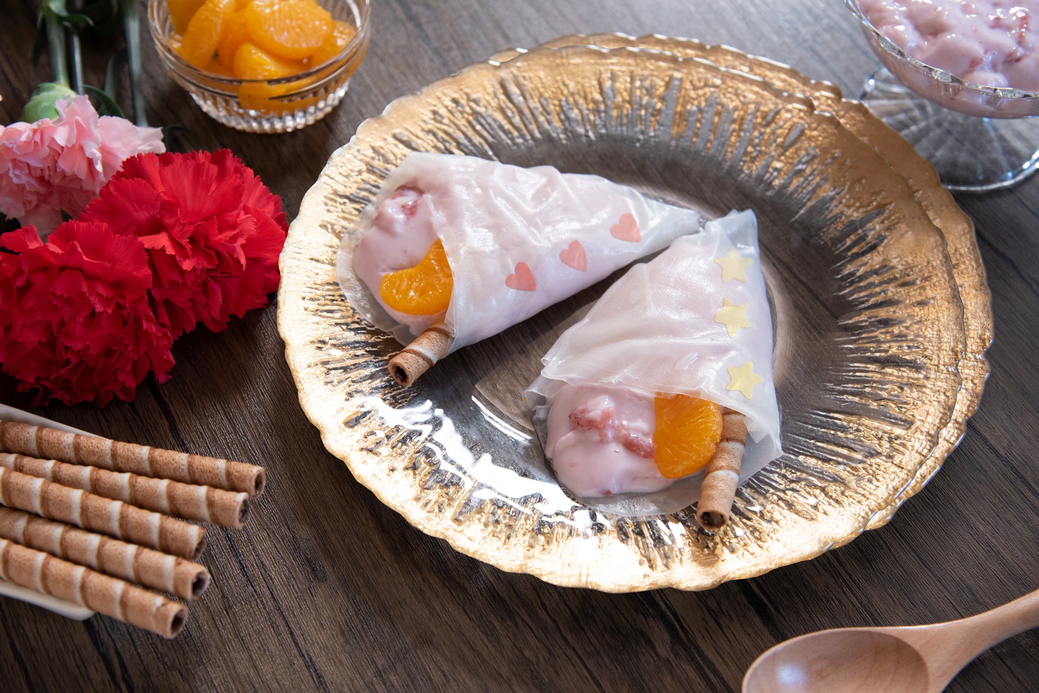 フルーツを巻いて、スイーツにも！