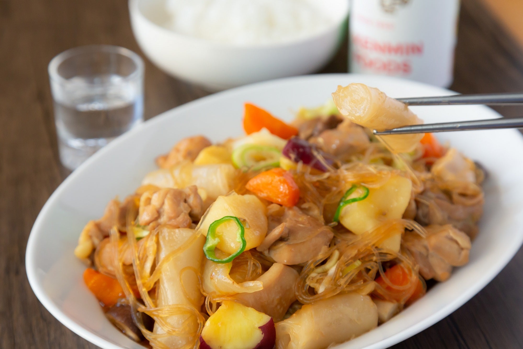 チムタク（鶏肉と春雨の甘辛煮）