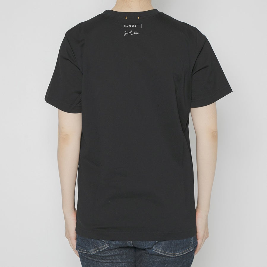 sheller　シェリエ  　ロゴTシャツ　She ビジュー　ビーズ sheller シェリエ ロゴTシャツ She ビジュー ビーズ