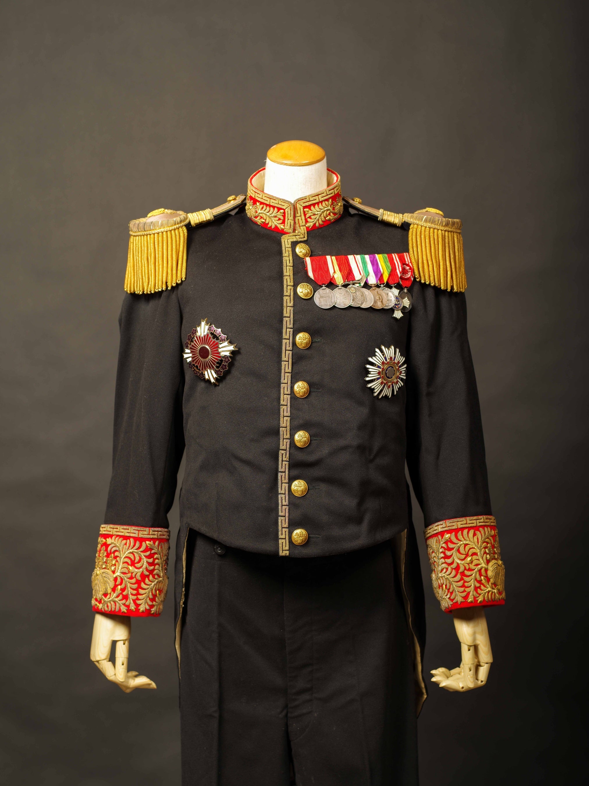 大礼服（黒田長成着用）（福岡市博物館所蔵）