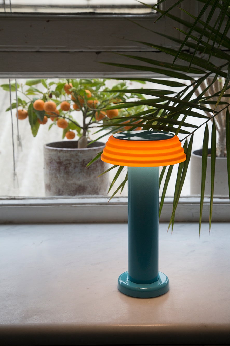 ポータブルランプ