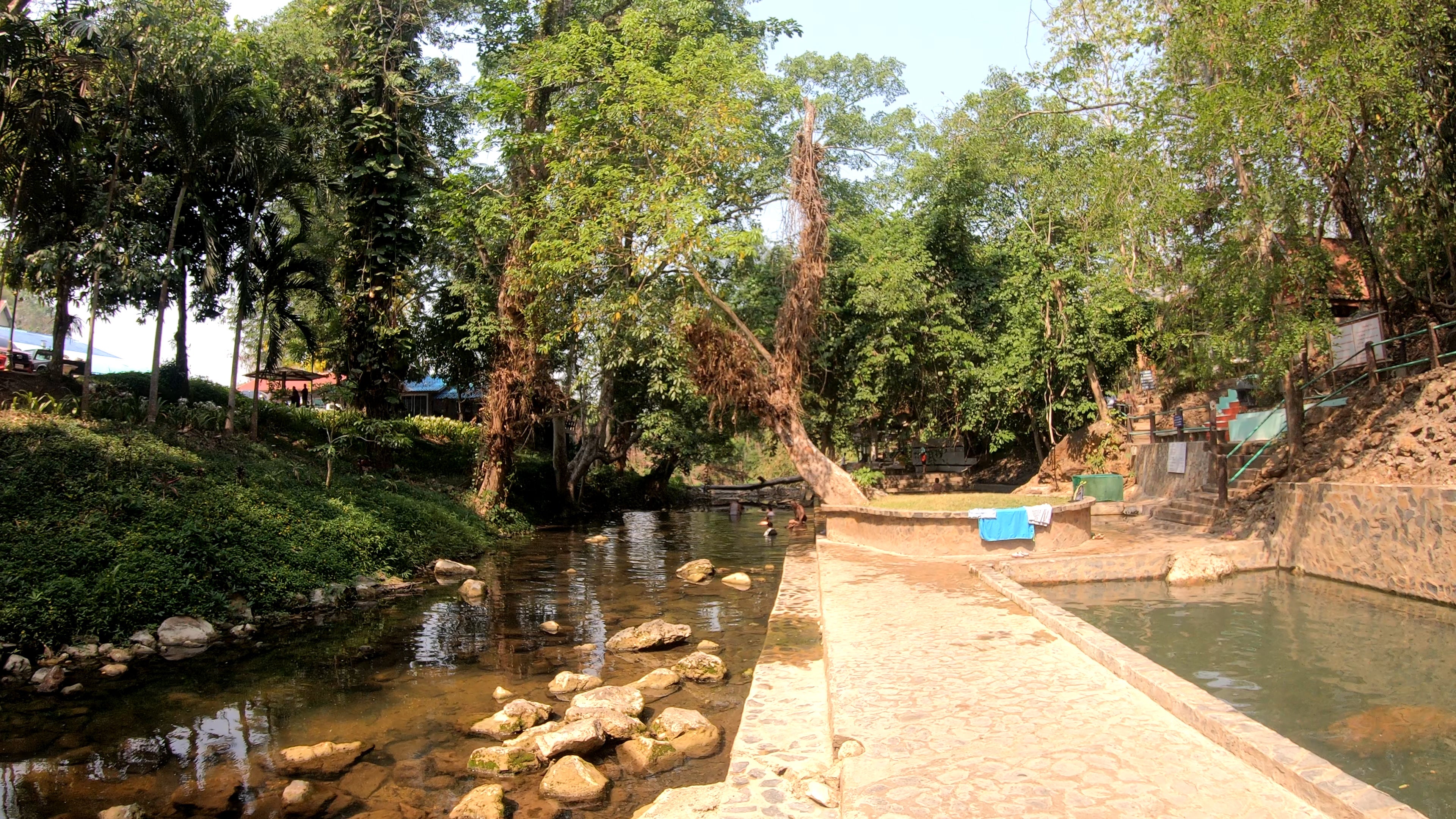 「一生に一度は浸かりたい！世界湯めぐりの旅」（旅チャンネル）