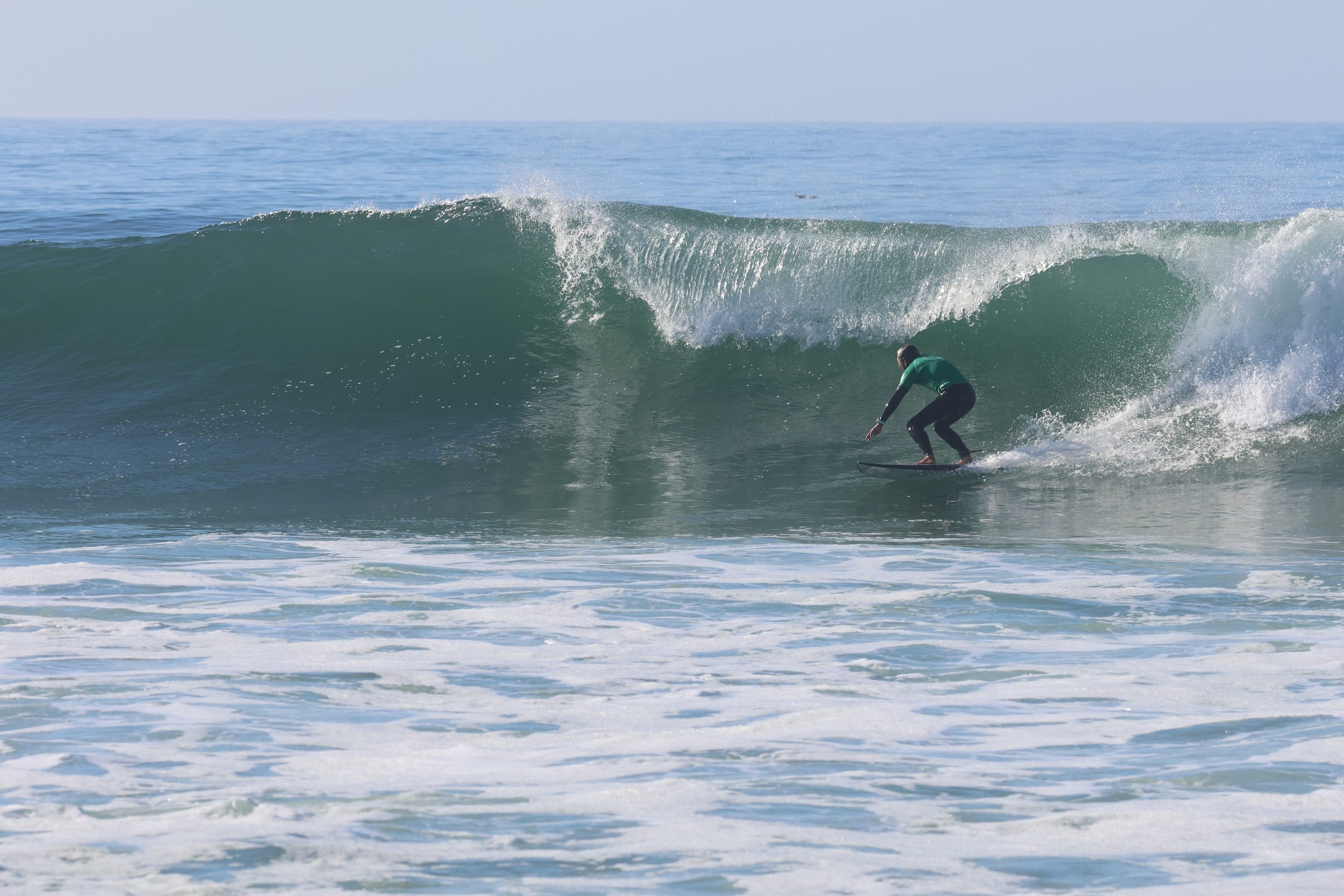 大会当日 ショートボードを始めて3ヶ月 カリフォルニア・トラッセルズポイントでの手島大輔氏のライディング&nbsp; Photo by 西井浩治プロ