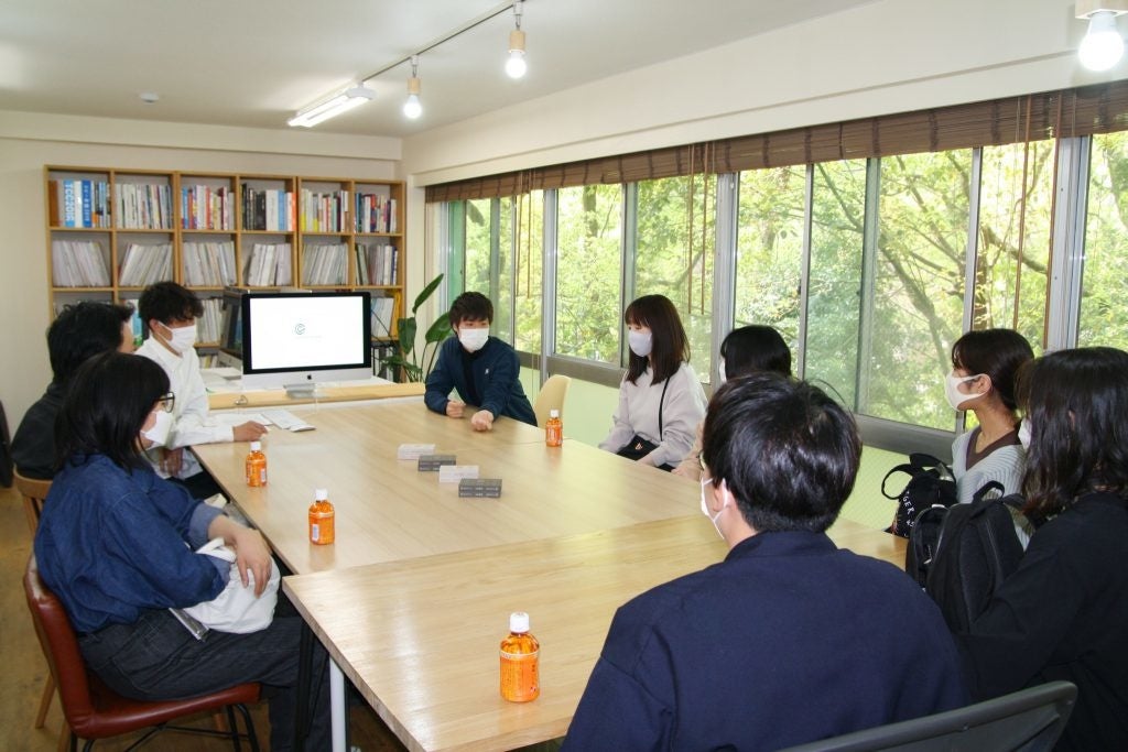 企業ツアーの様子