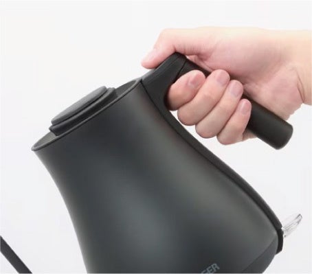 タイガー魔法瓶、史上最高の注ぎ心地を実現した「蒸気レス電気ケトル PCZ-A080」を発売|製品仕様(13枚目)