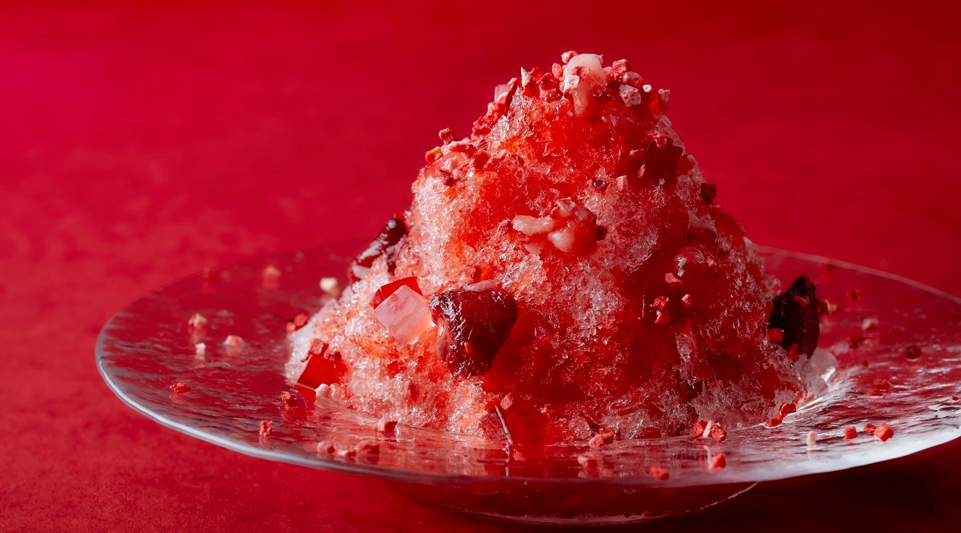 いちごとアーモンドミルクのフラッペ