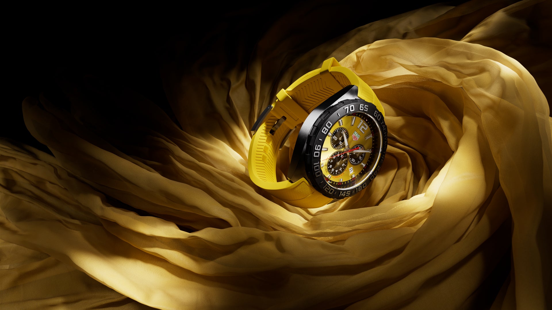 TAG Heuer フォーミュラ1クロノグラフ 鮮やかなレーシングカラーを纏った「タグ・ホイヤー