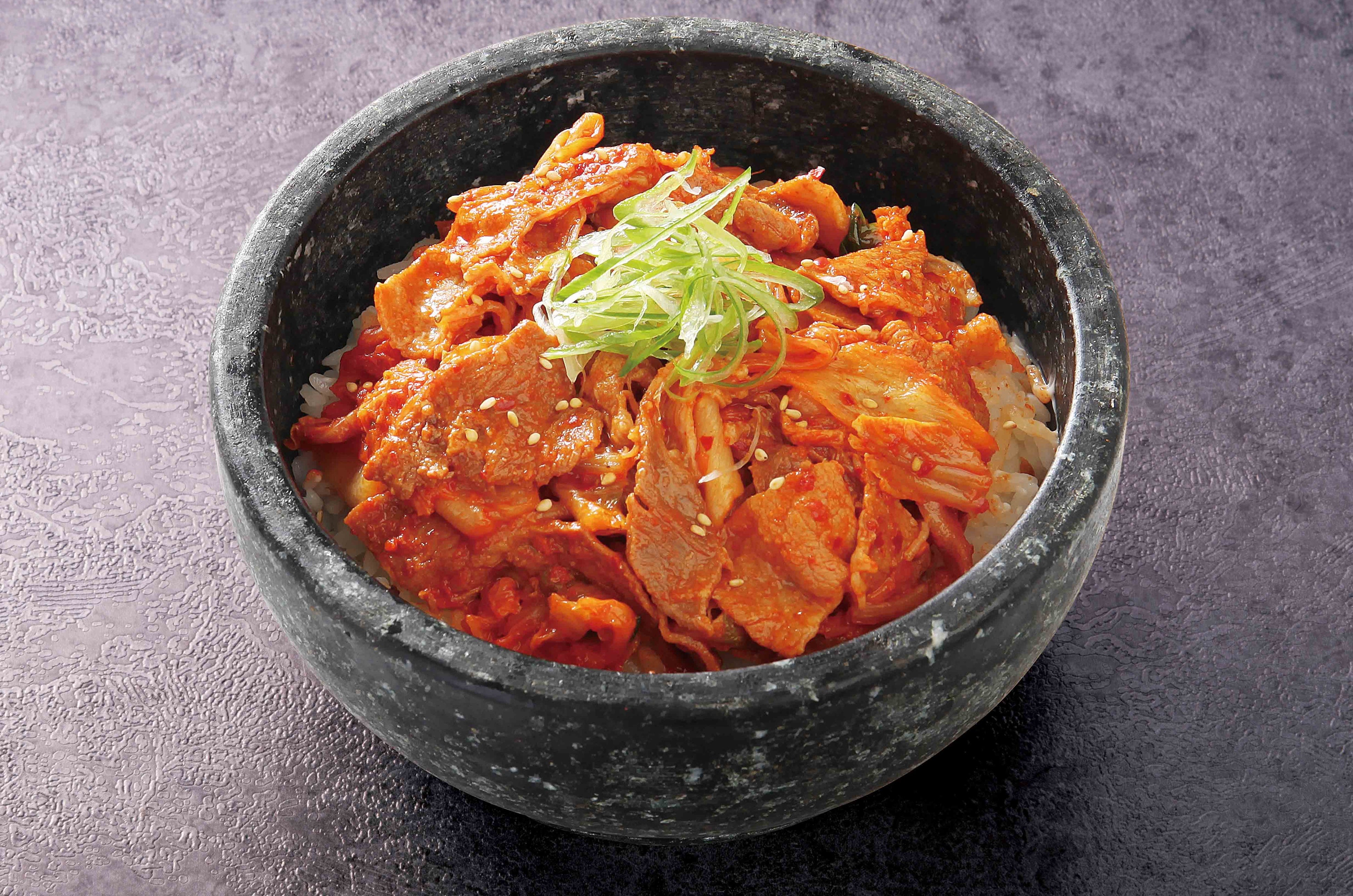 特製豚キムチの石焼ビビンバ