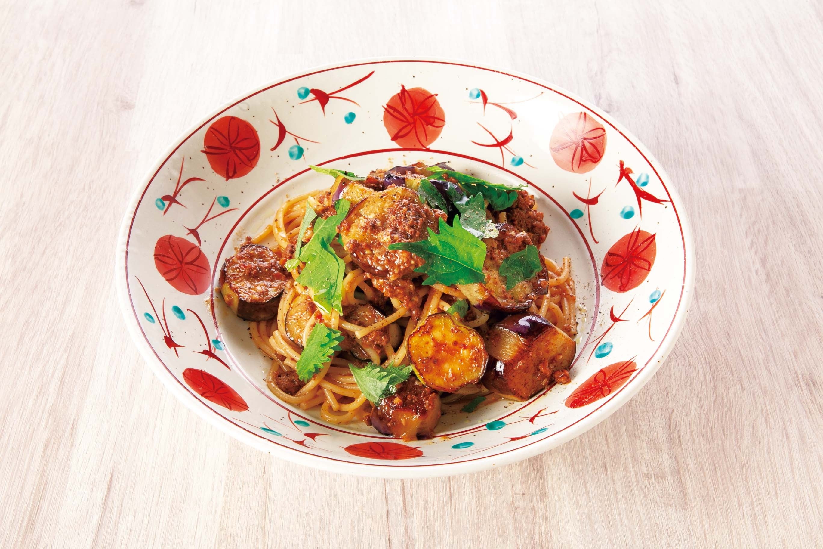 秋茄子の和風ミートソース　1,380 円（税込1,518 円）