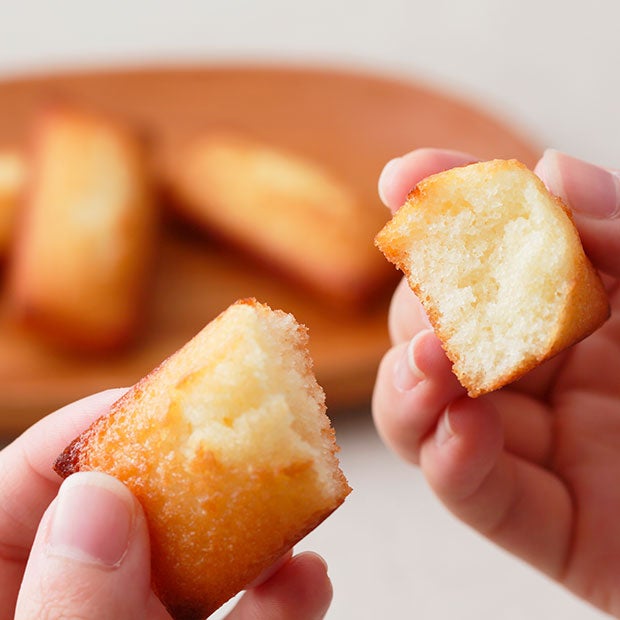 焼きたてフィナンシェ　　195円（税込）／個