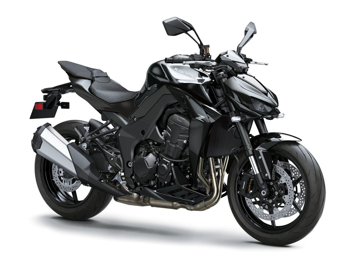 Z1100 (エボニー×メタリックカーボングレー)