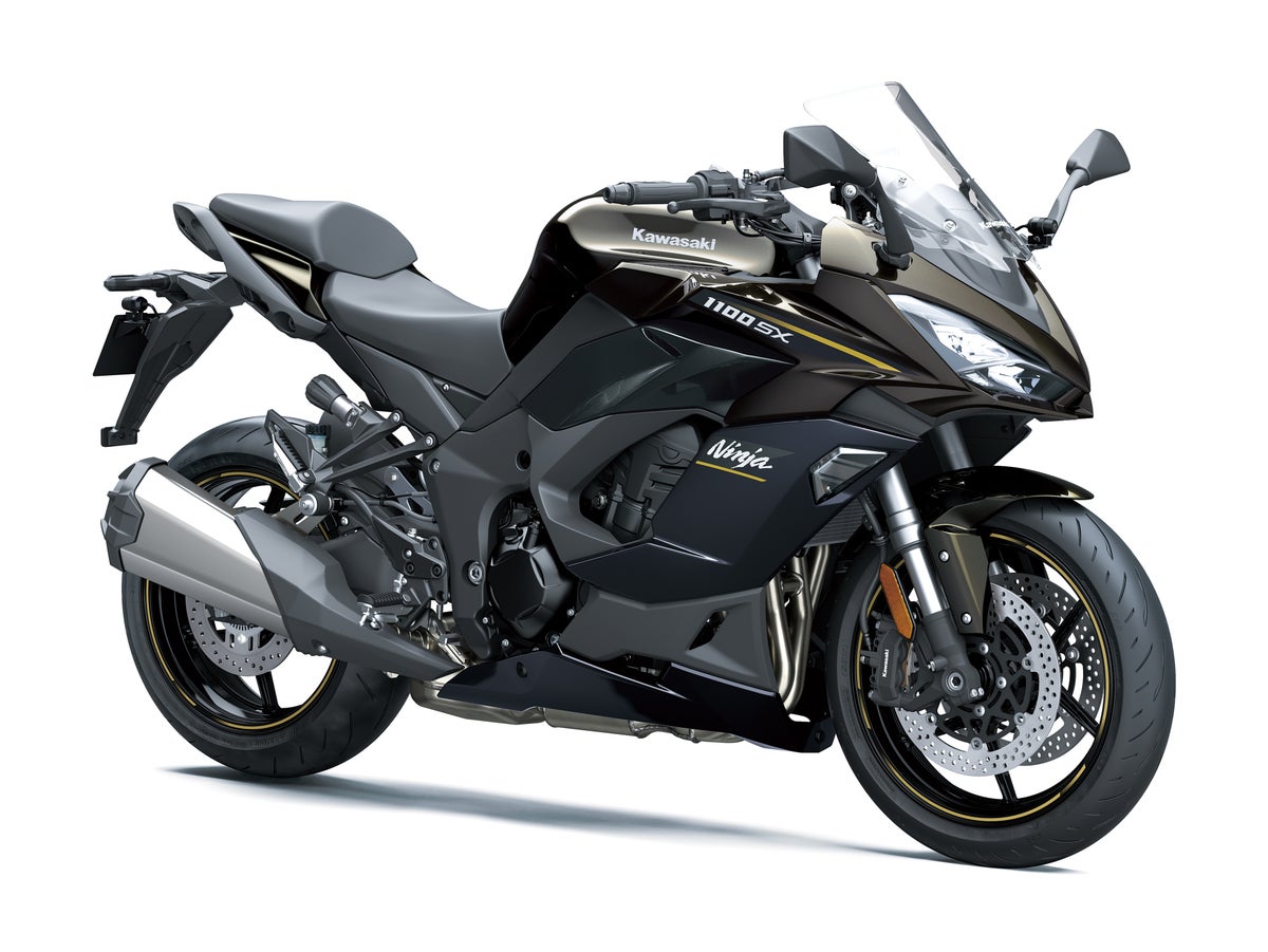 Ninja 1100SX(2026年モデル)/メタリックブリリアントゴールデンブラック × メタリックカーボングレー