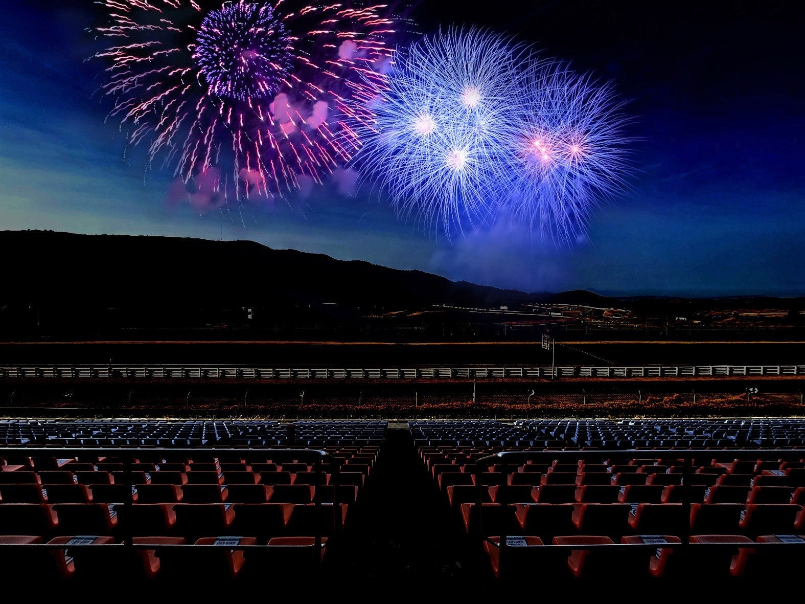 オートポリスで１万発の打ち上げ花火！「天空 ｄｅ ＨＡＮＡＢＩ」を５