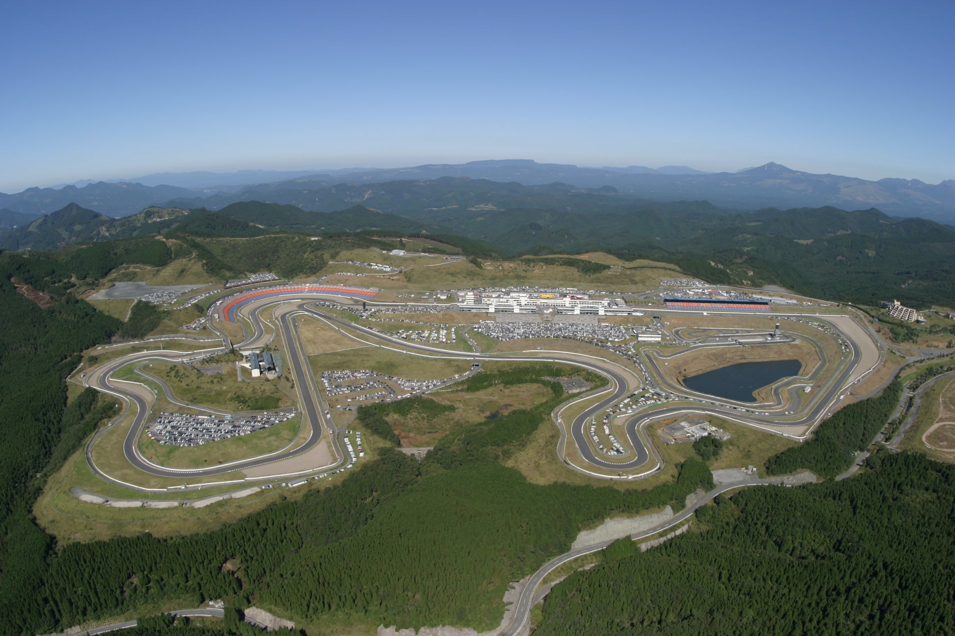 オートポリス インターナショナルレーシングコース