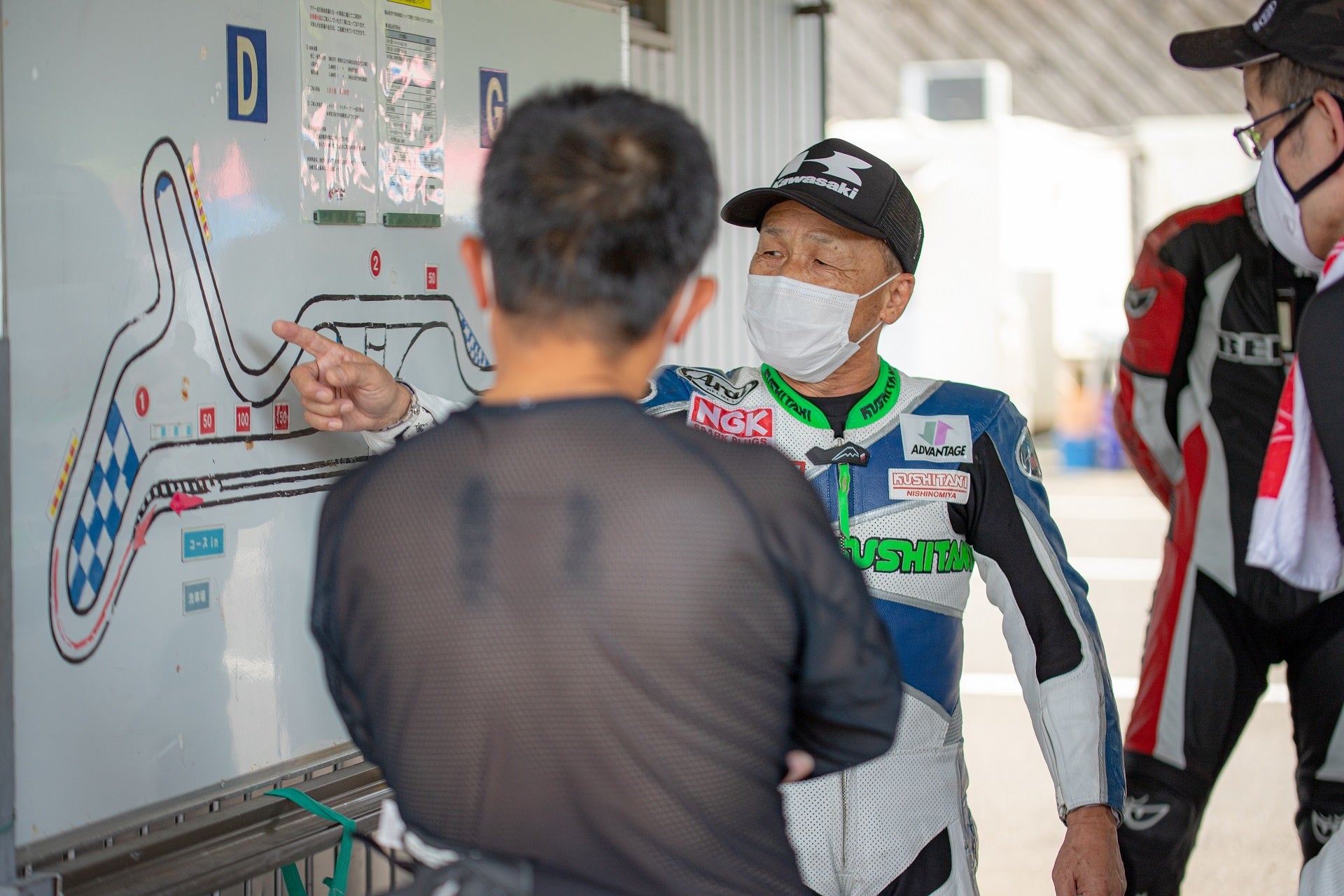 2022/10/22 Ninja ZX-25R MOTOR STATION TVと一緒にNinja Team