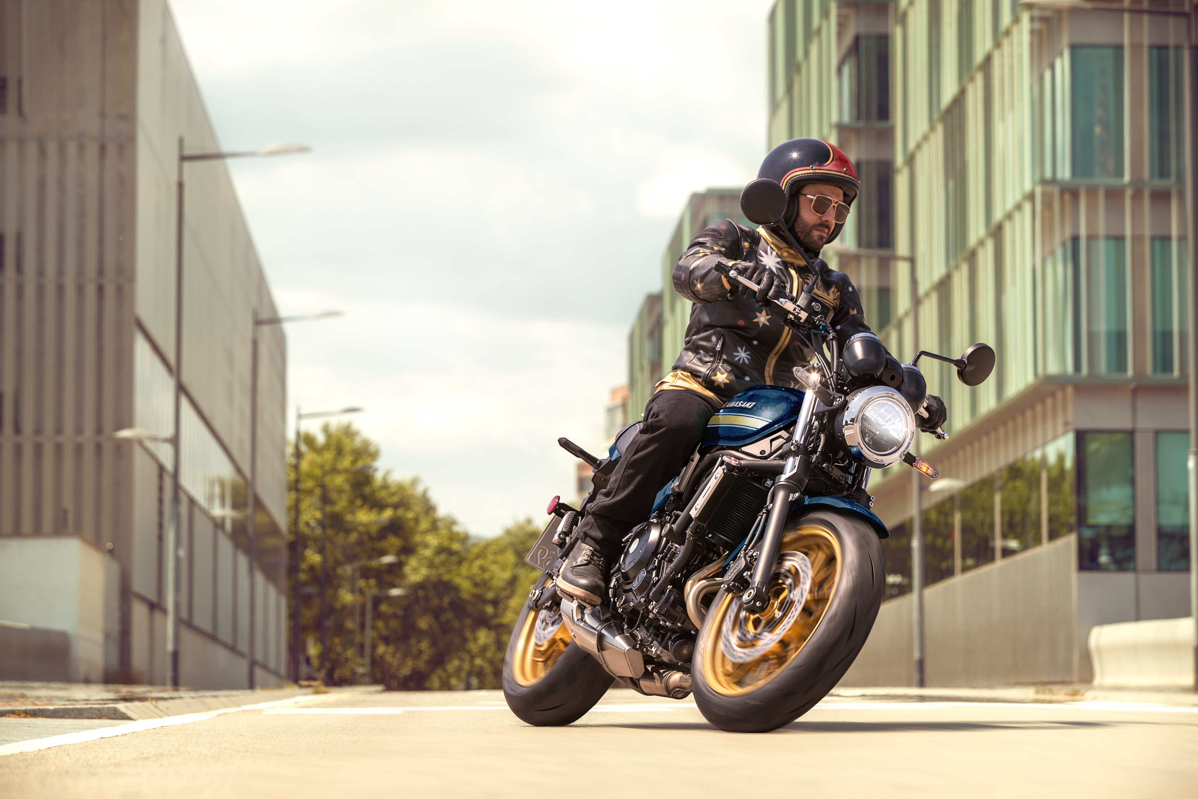 新品  レトロな雰囲気 28066-823-