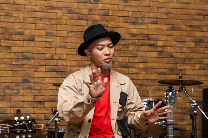 かりゆし５８　ヴォーカル・ベース　前川真悟