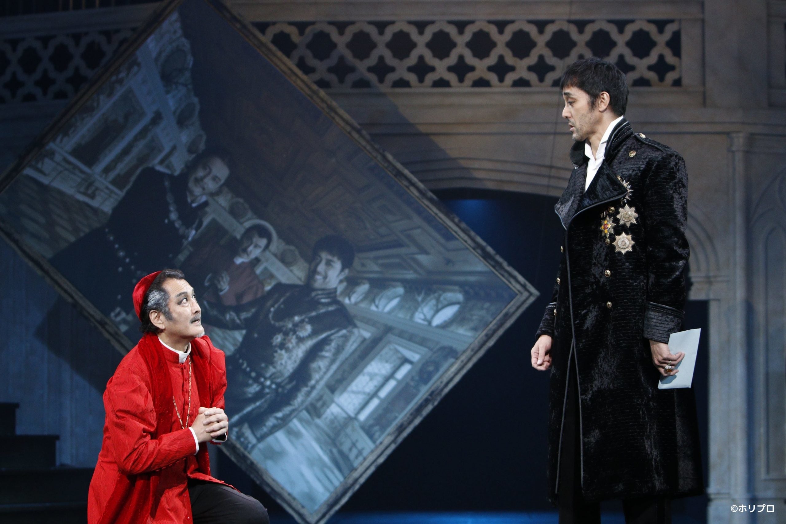 2020年公演より　左)吉田鋼太郎／右)阿部 寛　撮影：渡部孝弘