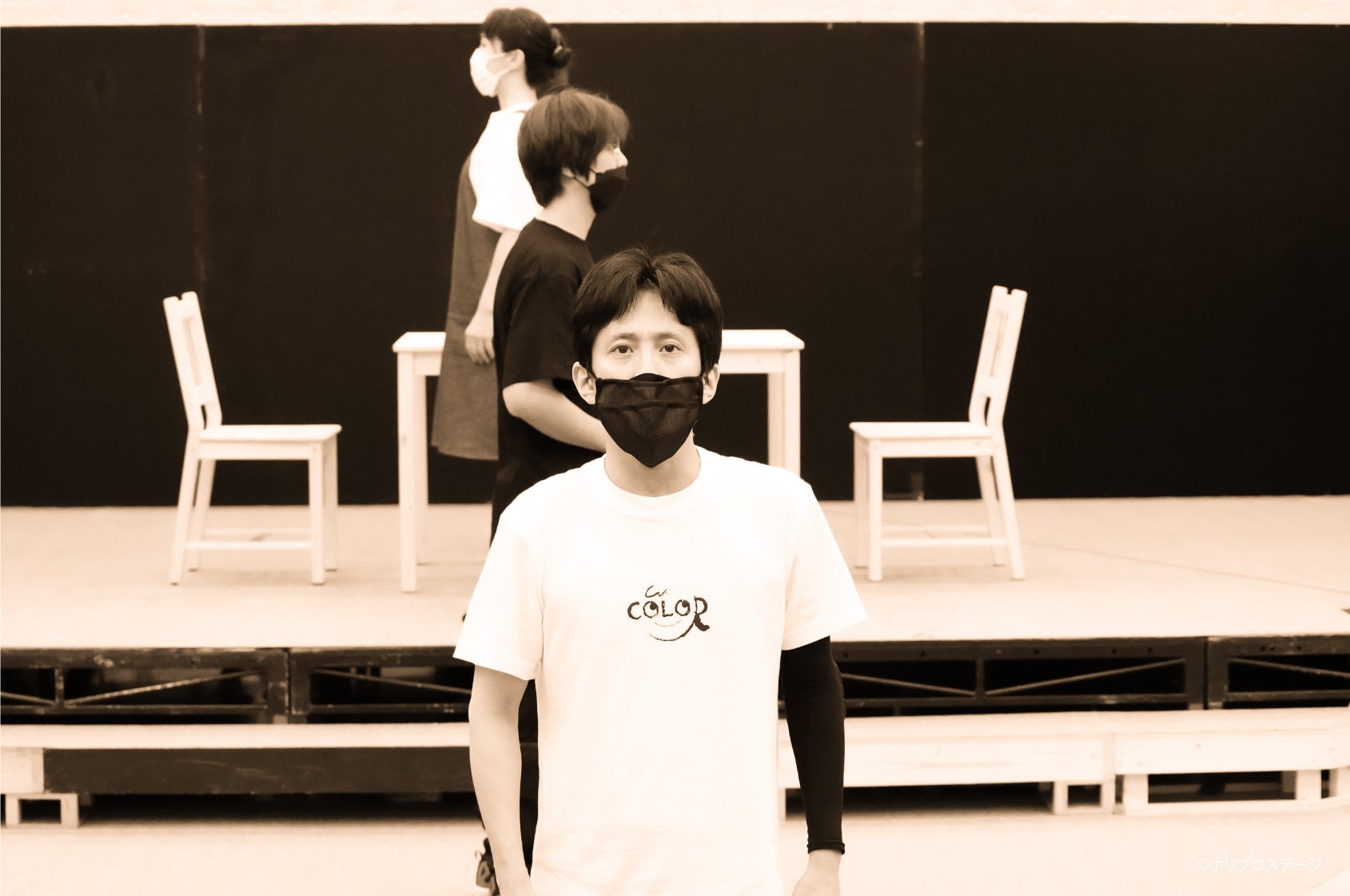 奥から）母 濱田めぐみ、大切な人たち 浦井健治、ぼく 成河