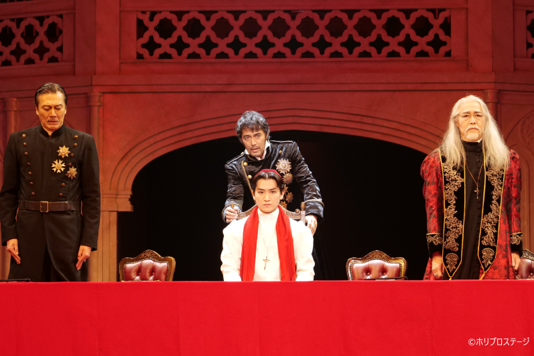 ヘンリー八世：阿部 寛、トマス・クランマー：金子大地