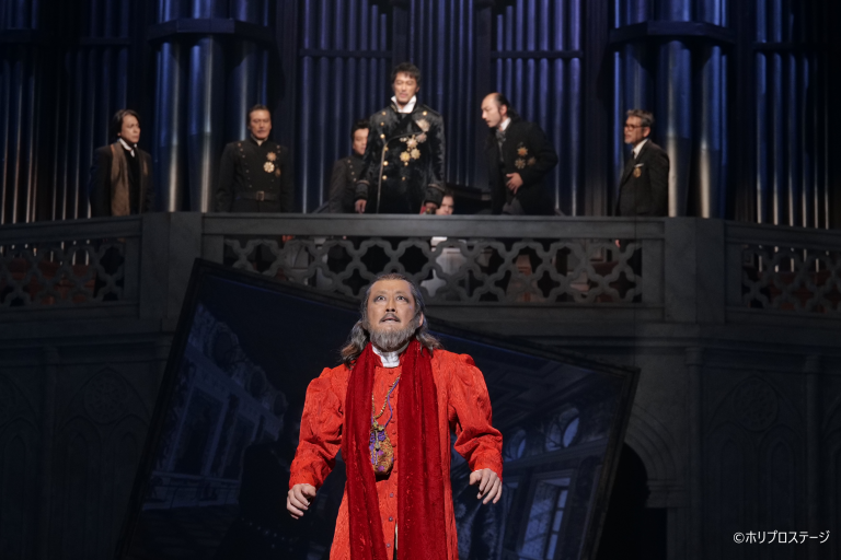 枢機卿ウルジ―：吉田鋼太郎