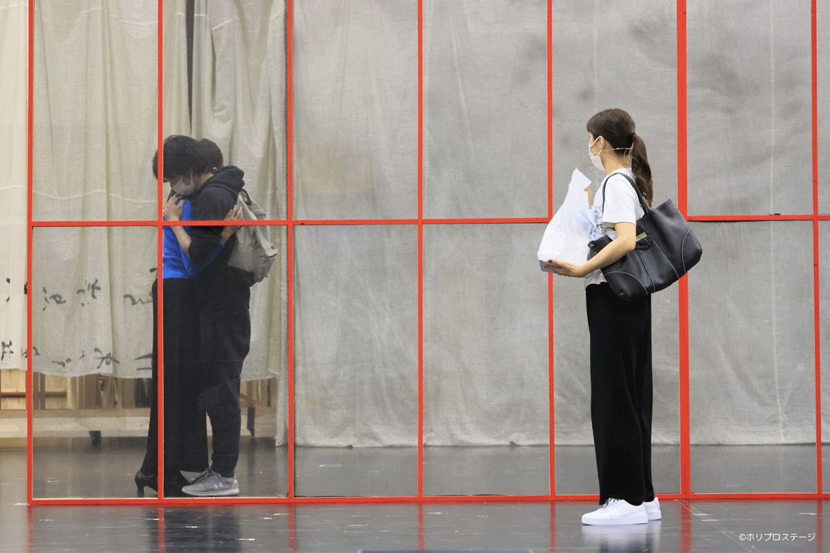 ♪24時間の愛　柿澤勇人、笹本玲奈、夢咲ねね