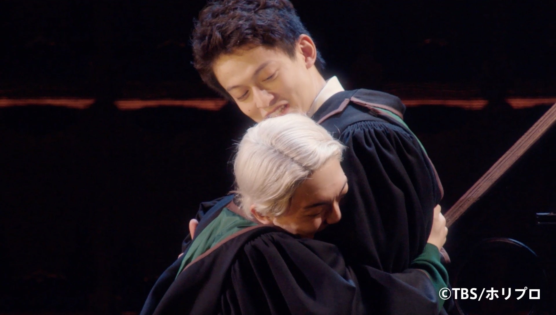 左から）スコーピウス・マルフォイ役 斉藤莉生、アルバス・ポッター役 福山康平