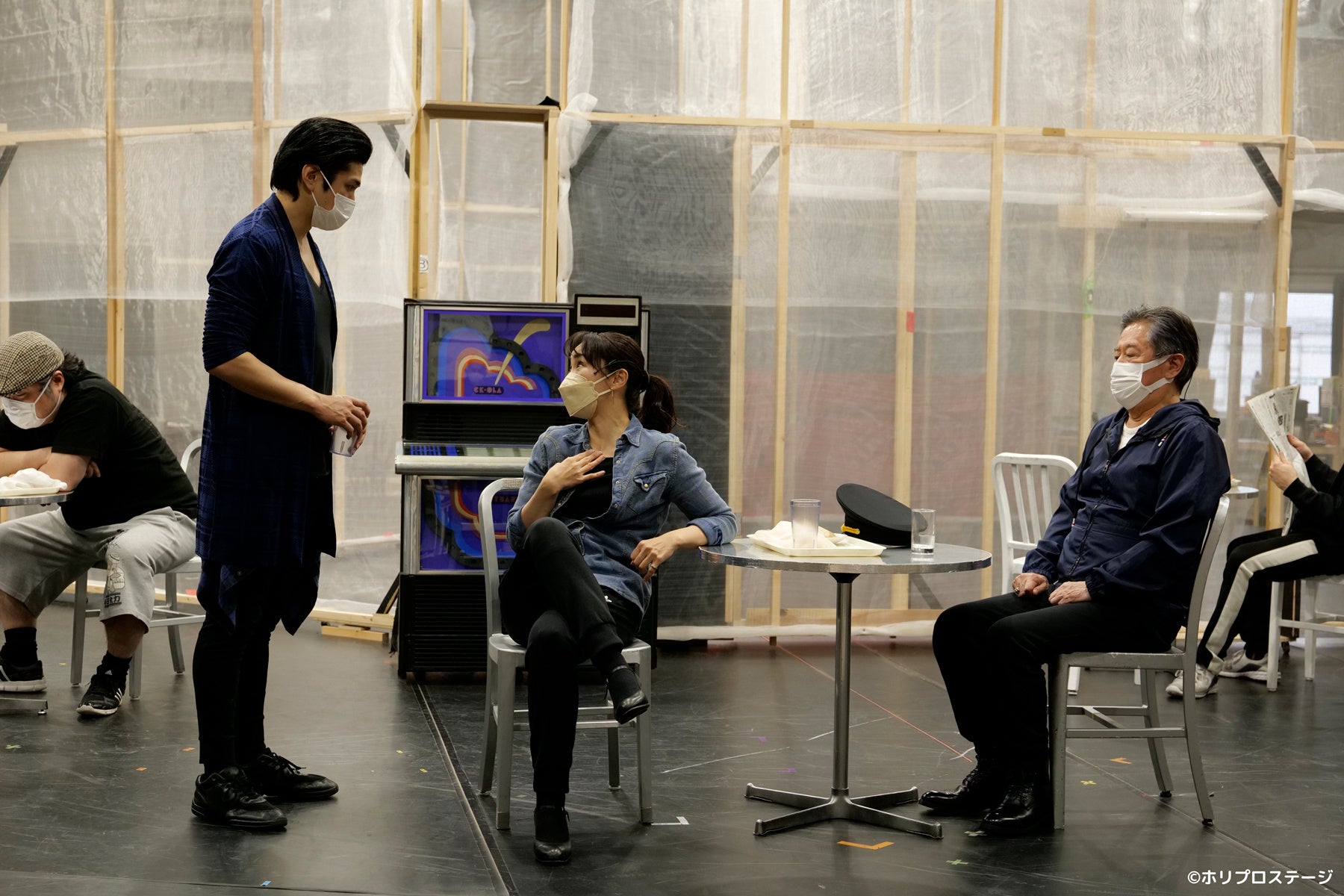 左から）渡辺大輔、濱田めぐみ、風間杜夫