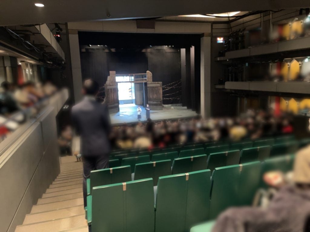 開演前の前説の様子