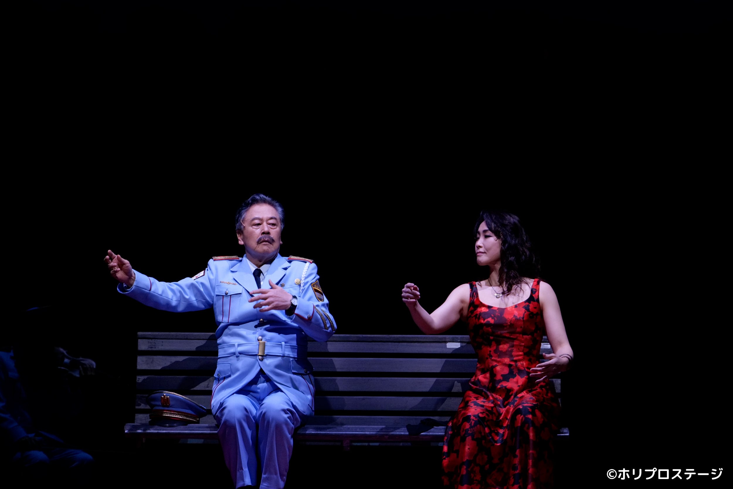 左から）風間杜夫、濱田めぐみ