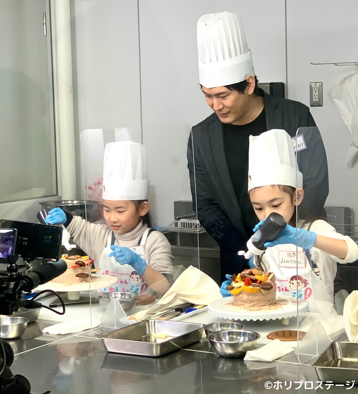 左から）嘉村咲良、小野田龍之介、熊野みのり