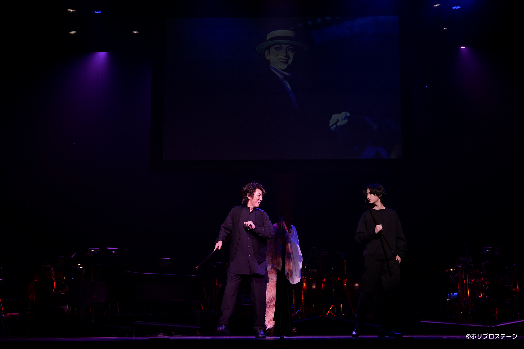 左より）市村正親、市村優汰